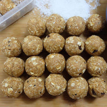 Load image into Gallery viewer, Organic Energy Balls (FoodInMyLunchBox)